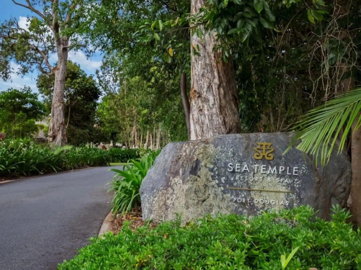 Solitudes Studio @ Sea Temple Apartment Port Douglas